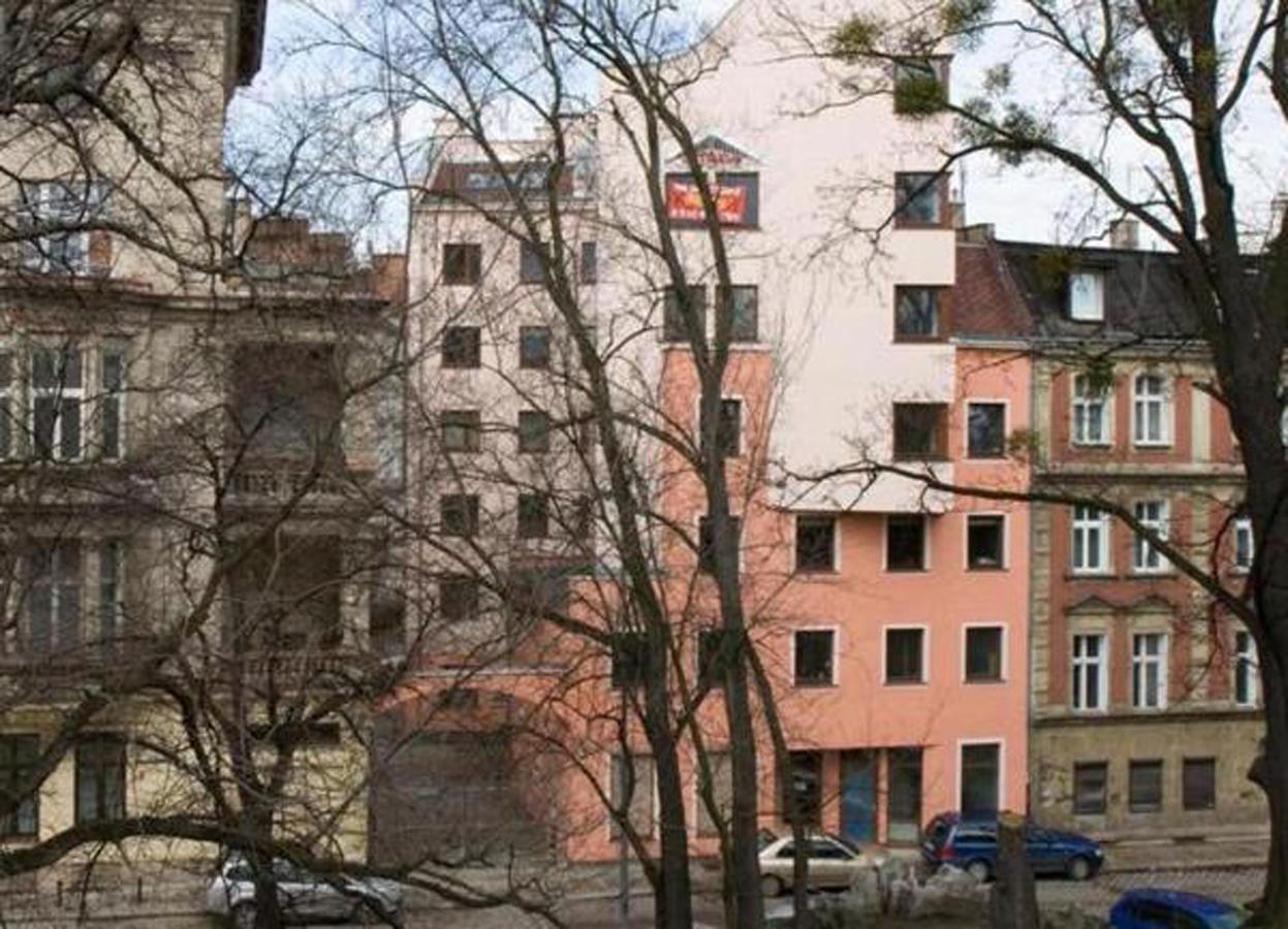 Junior Apartment *